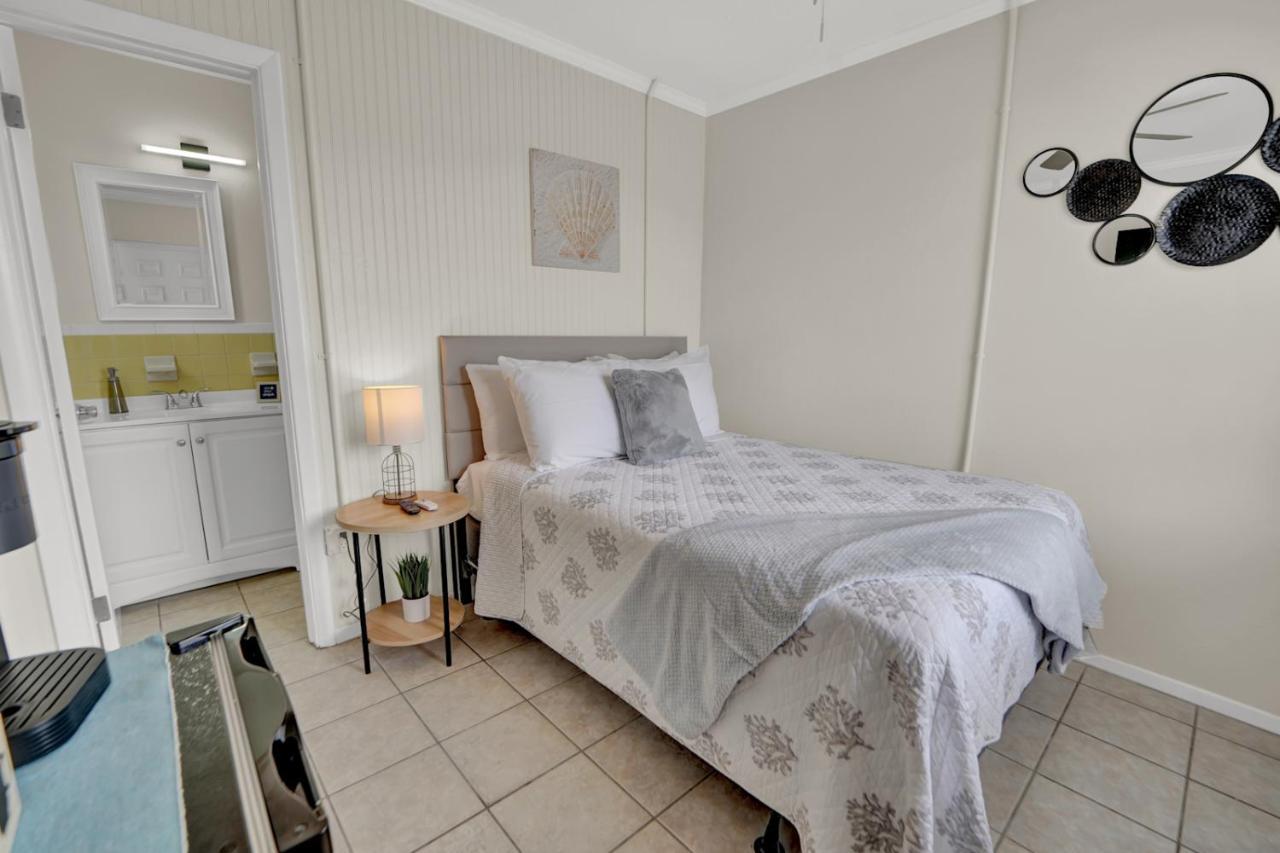 Sea Foam Suites Lower Grand Lagoon Extérieur photo