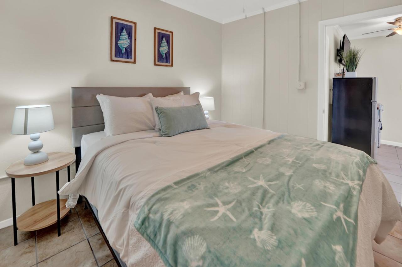 Sea Foam Suites Lower Grand Lagoon Extérieur photo