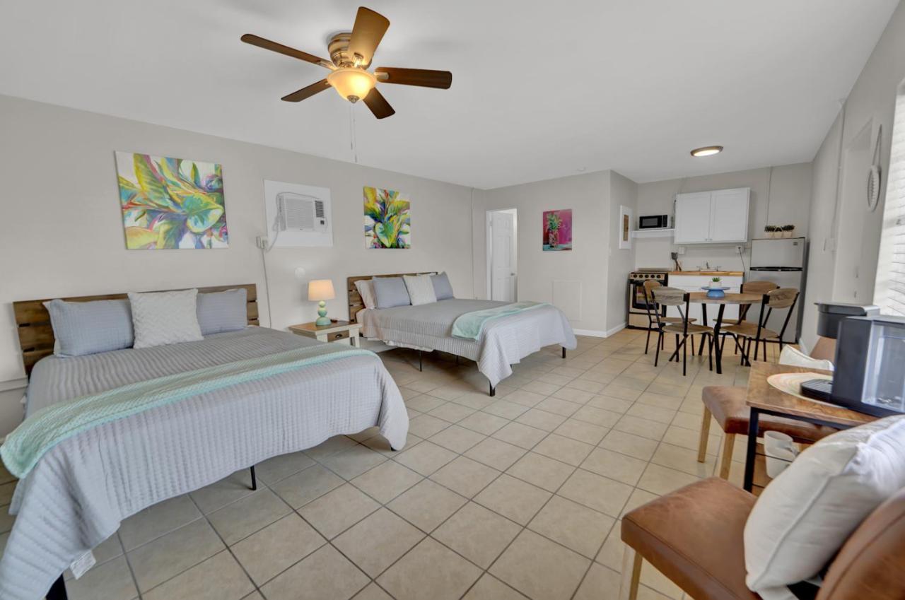 Sea Foam Suites Lower Grand Lagoon Extérieur photo